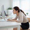 라온제나 클리니컬 운동센터 | 굽은등 교정 5분 루틴 | 자세연구소가 알려주는 굽은등 펴는 법 (집에서)