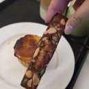 아망드크렘 | 신논현역 카페 [어퍼앤언더] 강남역 디저트 대형카페