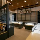 디스플레이 안경원 이미지