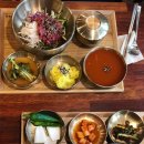 운암지 앞 이미지