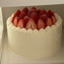 서소담과자점 | 신선한 제철 딸기 듬뿍 신영시장 ‘서소담과자점‘ 딸기케이크 외 디저트 소개 ღ