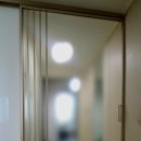 코아루2차아파트경로당 | [경산중문] 하양코아루 아파트 이원 중문의 원슬라이딩 현관중문 시공 후기