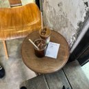 (주)우리유통 | 기억이 통조림이라면 영원히 유통기한이 없었으면 좋겠다