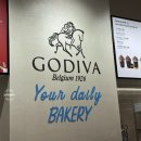 센텀남대로 | 부산 센텀 피스타치오, 딸기초콜릿 소라빵 추천 고디바베이커리 내돈내산