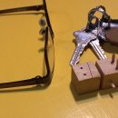 까만눈안경 이미지