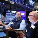 호르무즈 열리자 뉴욕증시 급등…S&amp;P500 사상 첫 7100선 돌파[월스트리트in] 이미지