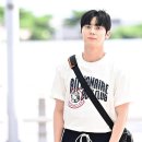 [출국기사][현장포토]&#34;바라보면, 설렘&#34;…황민현,비주얼 남신 입력2023.08.25.오후1:14/@koreadispatch 이미지