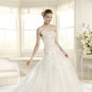 화이트 브랜드샵 이미지