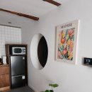 돌담 너머 하늘 이미지