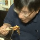 생로병사의 비밀 짠맛 중독 아저씨 먹방ㅋㅋㅋ.gif 이미지