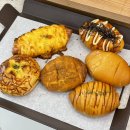 프라미스온 | 신논현 24시 카페 강남 소금빵 맛집 테라스가 예쁜 프라미스