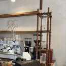 20-거창초등학교 후문삼거리 | 신대방삼거리 카페 추천 커피집도씨 버터스카치라떼/황치즈쿠키 후기