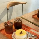 석촌상가 앞 횡단보도 | 송리단길 카페 데이트 석촌호수공원 카페 VGG 후기