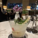 청림초등학교 건너(육교계단 주변) | 컬렉션 호텔 패밀리 룸 투숙기 [보유 티어: 메리어트 플래티넘] + 수안나폼 공항 미라클 라운지 이용후기