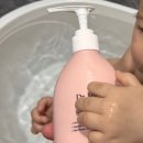주식회사 닥터케이바이오 | 10개월 아기와 함께 쓰는 온가족 여름 샴푸, 닥터바이오 랩업 샴푸로 여름 두피 케어 시작!