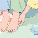 발톱 무좀, 식초에 발 담그면 낫는다 민간요법 팩트체크 이미지