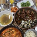 황칠토종족발 이미지