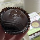 씨유(CU) 동의의료원점 | 여러분 주목! CU 디저트 두쫀쿠 먹다가 편의점 씨유에서 두바이 여행가기? 🏝️ ✈️ 🍫 여러분 CU가 두바이에...