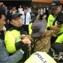 신천지 피해 가족들, 만국회의 시위.."신천지 종교사기꾼, 컬트 아웃" 이미지