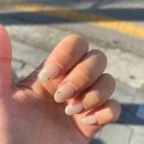 반하는 네일 이미지