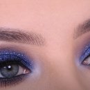 연말에 어울릴 Navy Glitter Smokey Eyes 이미지