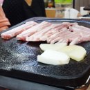시골생삼겹자연석돌구이