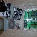 KUT-128 키드(AVRISP 및 USB 케이블, 직류 전원 장치 포함) 이미지