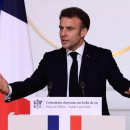 À la Une: Macron peut-il renouer avec les Français ? 이미지