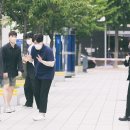 브로
