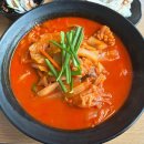 퉁퉁왕족발 이미지