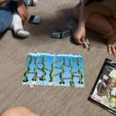 가족과 함께 보드게임 이미지