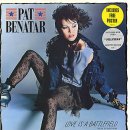 1953년 ( 뱀띠 ) 뉴욕 브륵클린 출신 여성 록 싱어의 모습..Heartbreaker / Pat Benatar 이미지