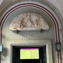 antic and | [11월 스페인 자유여행 3일차 - 몬세라트+시체스 투어] 몬세라트 수도원 검은 성모상 ,소년 합창단...