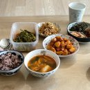 촉석초 앞 | [빙글빙글 순환하는 나의 감정🌪] / 망미동 카페 추천 '헤이체즈' / hey chez