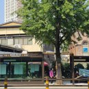 버스승강장 앞 이미지