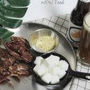 트릿테이블(TREAT TABLE) 이미지