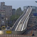 인천 공사중인 지하철 이미지