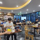 더큐버