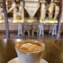 글림스 커피 로스터스 이미지