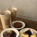 나로고등학교 | 명동 디저트 카페 더 스팟 패뷸러스 내돈내산 후기+메뉴 추천(버터바,두바이초코쿠키,블루베리치즈케이크)