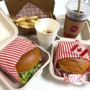 잠실주유소(셀프) | 잠실역 맛집 추천! 메이플버거DT 통슈림프 버거 &amp; 미트 칠리 프라이 후기