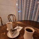 부평시장입구(2번출구)(40309) | 분위기 어쩔! 화이트+원목+식물=❤️ &#39;카페, 스물하나&#39;에서 인생샷 건지고 옴!