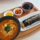 양재시민의 숲 5번 출구 앞 이미지