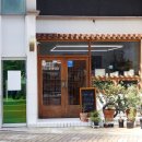 이진캐스빌 아파트 정문 앞 이미지