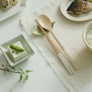 모던홈쇼핑 | 젓가락 • 야마치쿠 스스케 스퀘어 젓가락 세트 • 7/11 현대홈쇼핑 <왕영은의 톡 투게더> 방영 예정