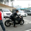 드라마 나쁜남자에 나오는 바이크!!! ㅋㅋㅋ 코멧 둘반이 & bmw s1000RR 이미지