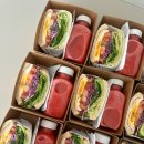 둔산2동 행정복지센터 | 둔산2동 행정복지센터 인사이동 답례품💛 오리지널샌드위치 + 딸기주스 세트