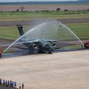 브라질 엠브라에르社 KC-390 수송기,처녀비행 성공 이미지
