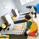 경혜클럽 자유재활원 발마사지.이.미용 봉사 및 염색봉사금 전달(8월21일) 이미지