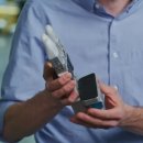 생각하는 손 이미지